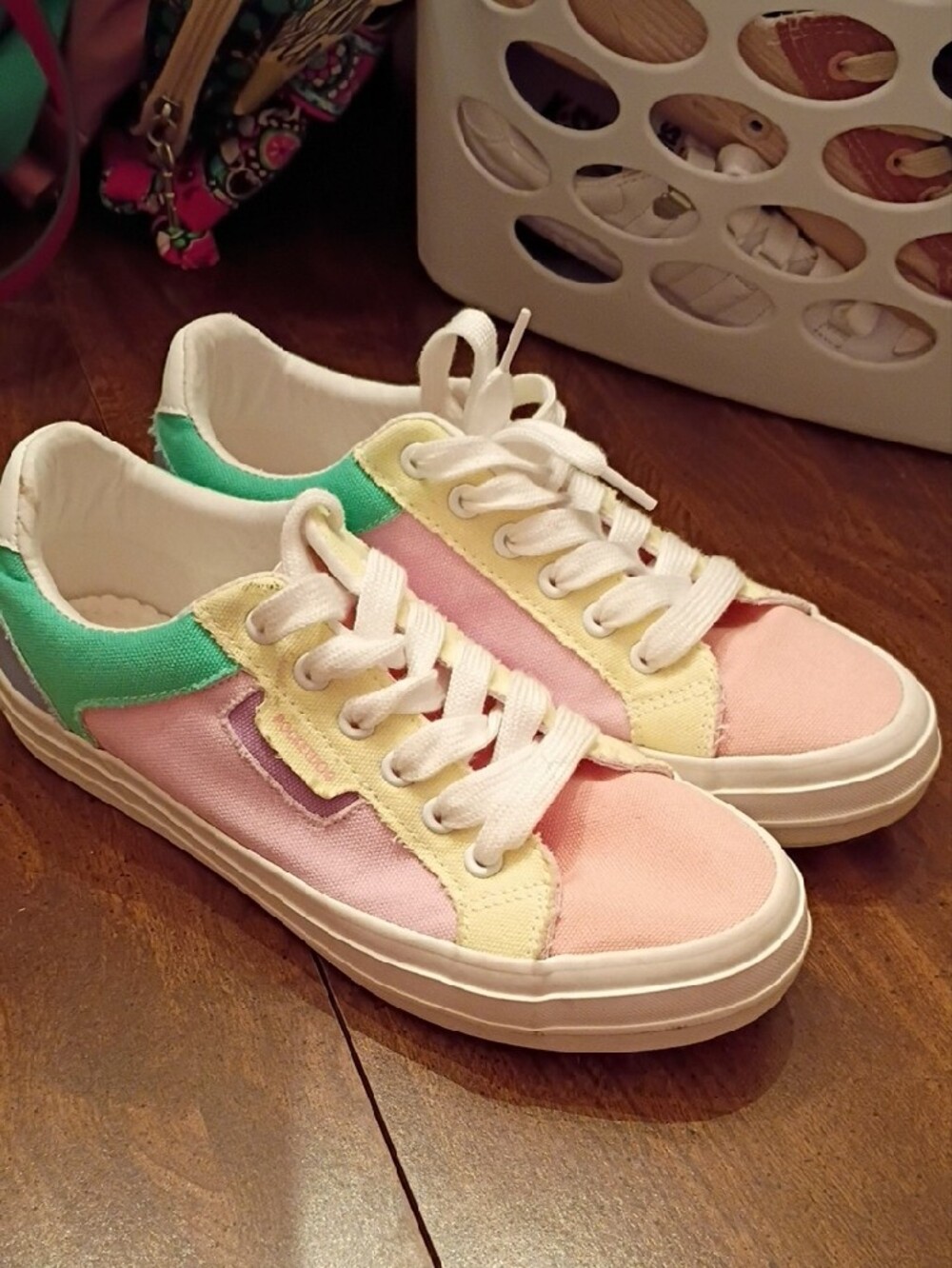 Rocket Dog Pastel Multicolor Canvas Sneakers - Pink, Yellow & Green Size 8 - Picture 4 of 10